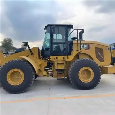 Máy xúc lật đa chức năng